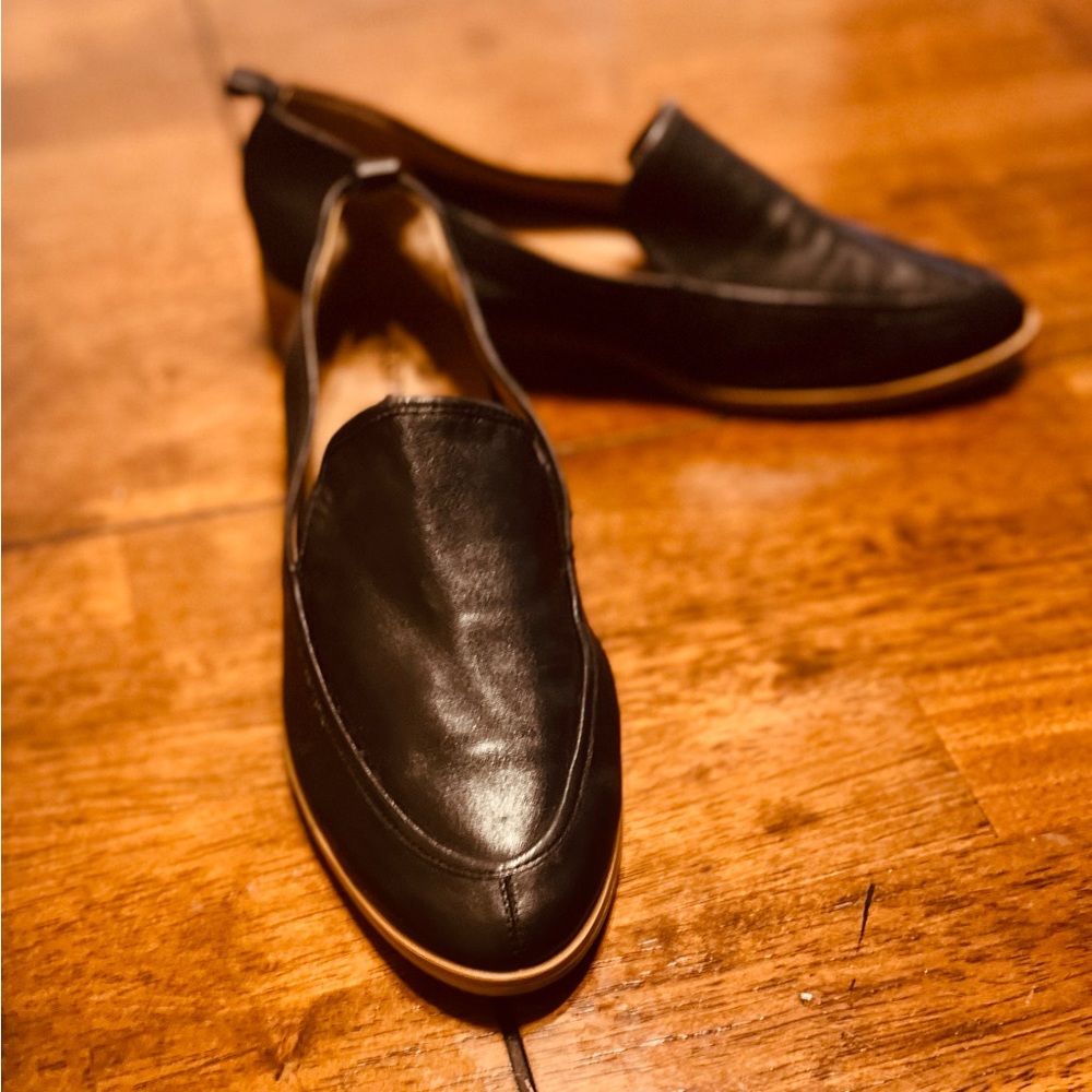 Susina Leather Flats size 8 $30